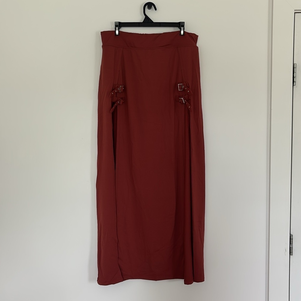 HALARA Red Maxi Skirt with slits and Buckles built in biker shorts Casual - Picture 3 of 10